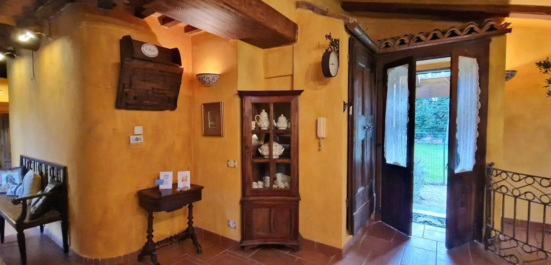 פיאטרה סנטה Casale Paola - Belcanto Villas איטליה